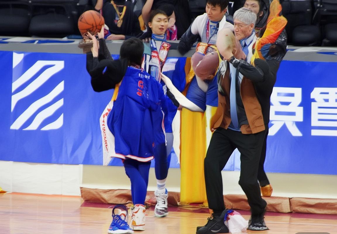 亚历山大挑战约基奇：谢伊·吉尔杰斯-亚历山大与卢卡·东契奇加入MVP竞争